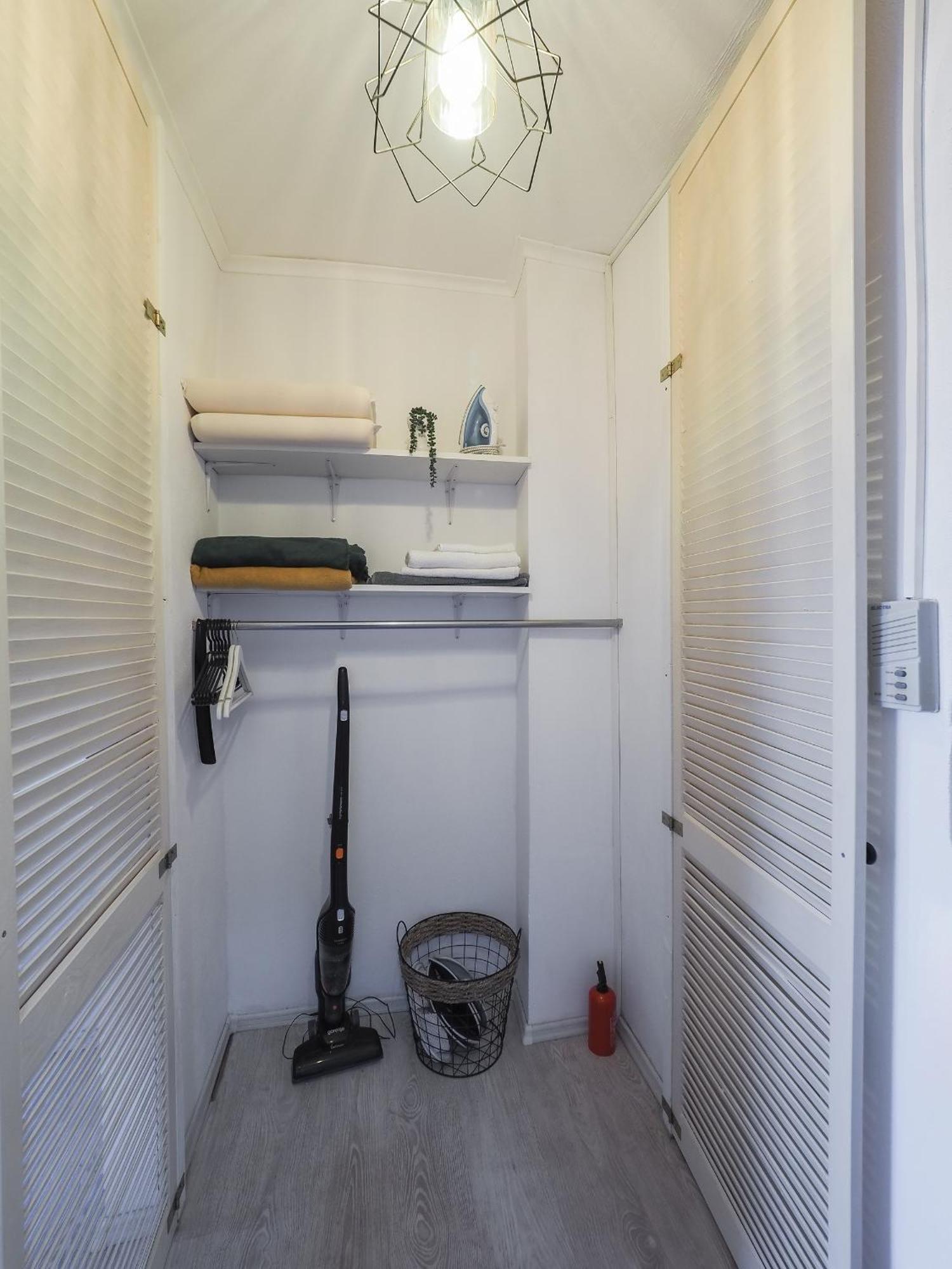 - Central, Cozy & Self Check-in Apartment